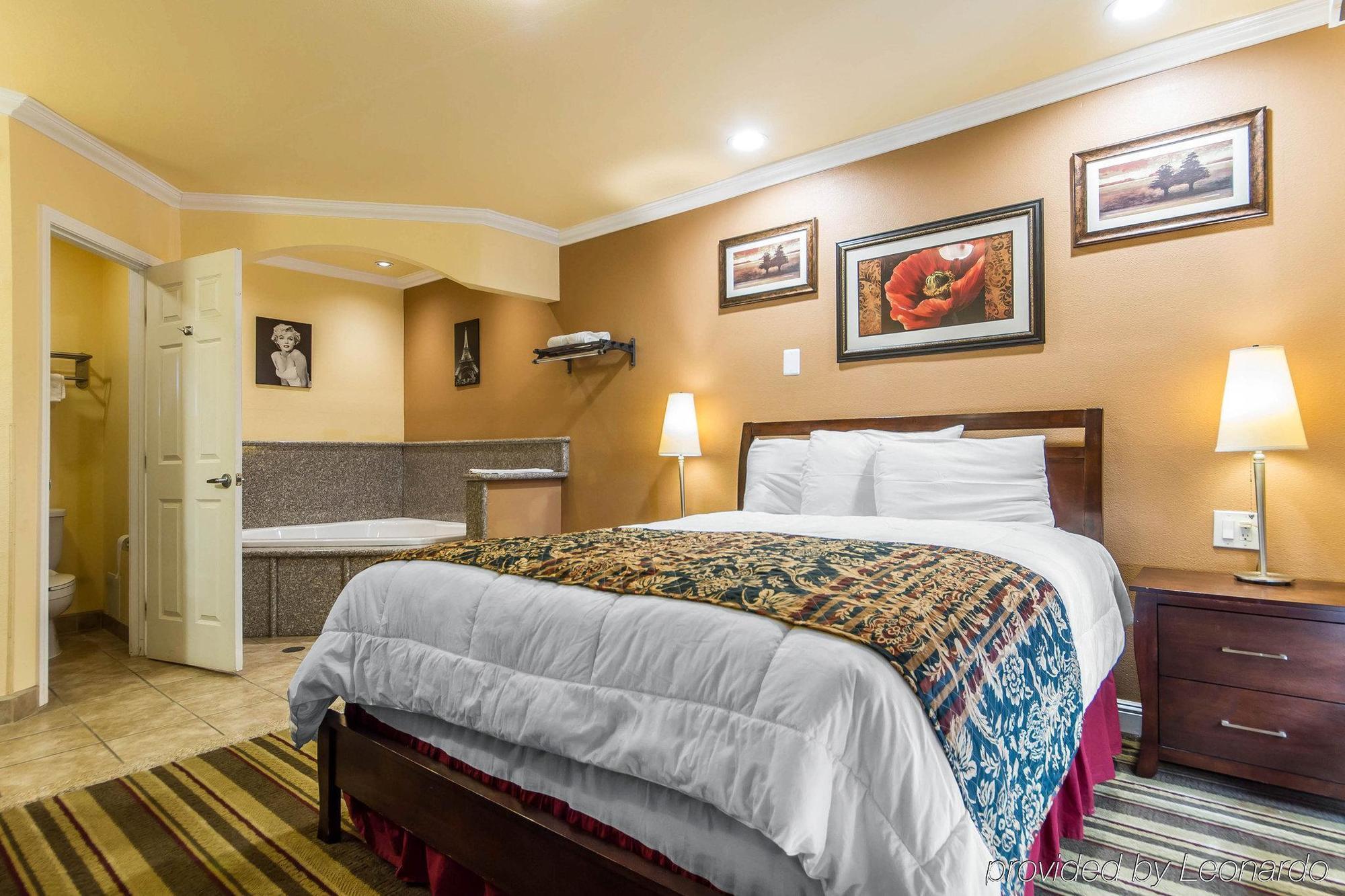 Rodeway Inn & Suites Near The Coliseum & Arena Oakland Ngoại thất bức ảnh