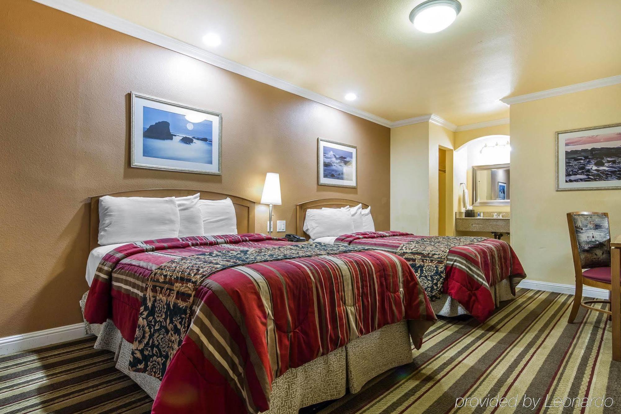 Rodeway Inn & Suites Near The Coliseum & Arena Oakland Ngoại thất bức ảnh