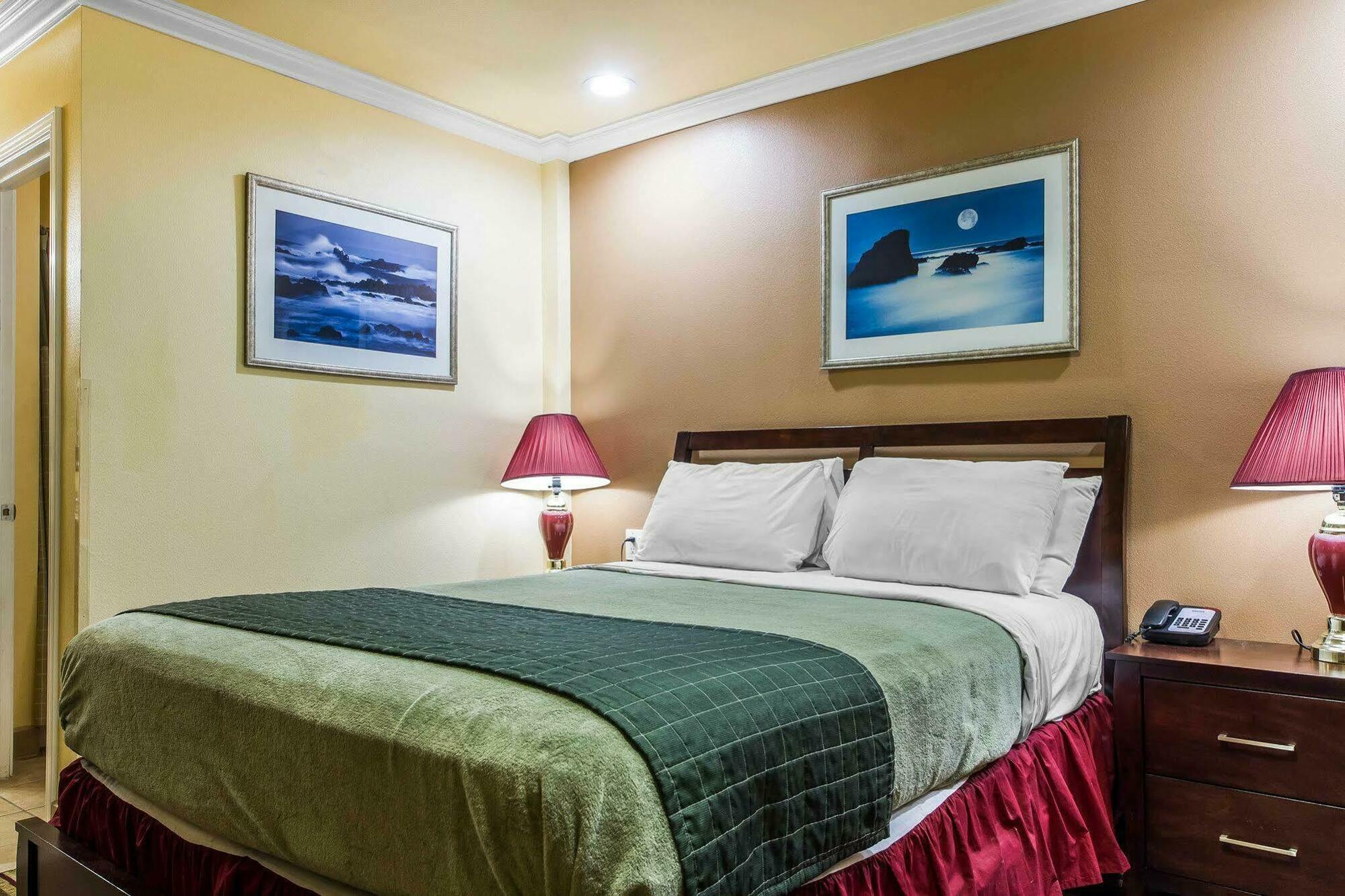 Rodeway Inn & Suites Near The Coliseum & Arena Oakland Ngoại thất bức ảnh